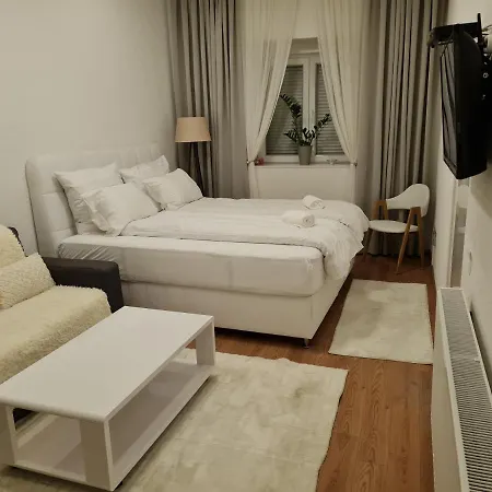Apartment Dino *