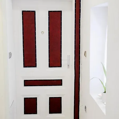 Apartment Dino *